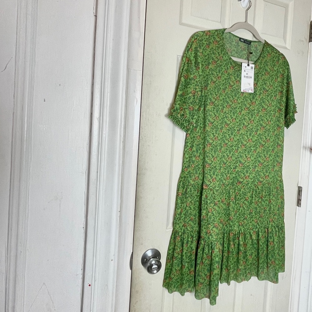 NEW Zara Printed midi dress S womens green floral flare - Picture 4 of 11